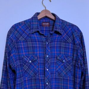 Vintage Wrangler Men's Plaid Shirt - Size L